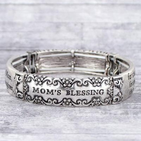 Jewelry - NWT Burnished Silvertone "Mom's Blessing" Bracelet